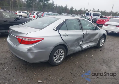 2016 Toyota Camry Le z USA, uszkodzony, nr VIN 4T4BF1FK6GR581417